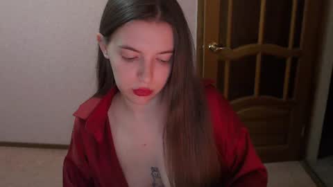 shiraha___rafieru online show from June 11, 2026, 9:13 pm
