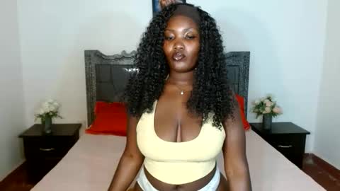 Snapshot of shiratie chatting on June 8, 2026, 1:28 am Shirat online show from June 8, 2026, 1:28 am