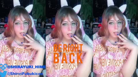 Snapshot of shirayuki_hime chatting on December 31, 2024, 7:53 am Im Lilu Rosenblum Guys I have ----Ill be glad to see you there online show from December 31, 2024, 7:53 am