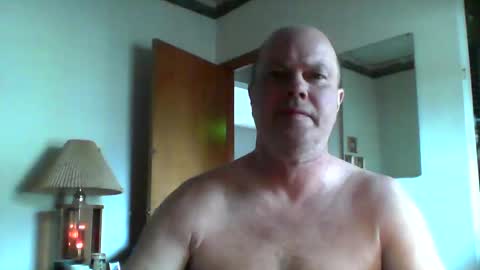 Snapshot of shoc09 chatting on December 28, 2024, 6:29 pm undie lover online show from December 28, 2024, 6:29 pm