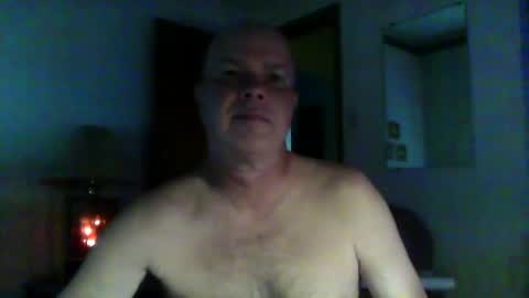 Snapshot of shoc09 chatting on September 23, 2025, 4:15 am undie lover online show from September 23, 2025, 4:15 am