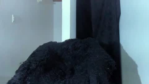 Snapshot of shooter_boy_ chatting on June 10, 2026, 4:12 am Shooter online show from June 10, 2026, 4:12 am