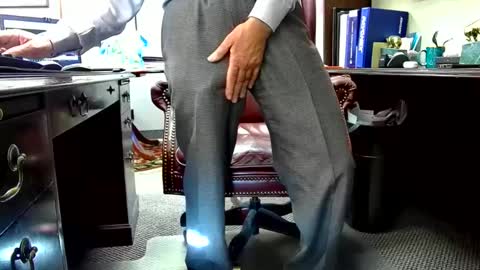 nikolas send dm for an appointment online show from December 3, 2024, 7:33 pm