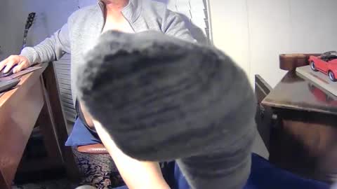 nikolas send dm for an appointment online show from February 22, 2025, 1:33 am