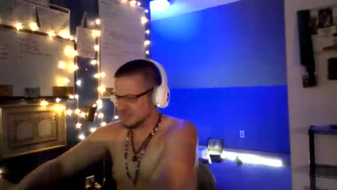 Snapshot of shortmel chatting on May 12, 2026, 7:38 am shortmel online show from May 12, 2026, 7:38 am
