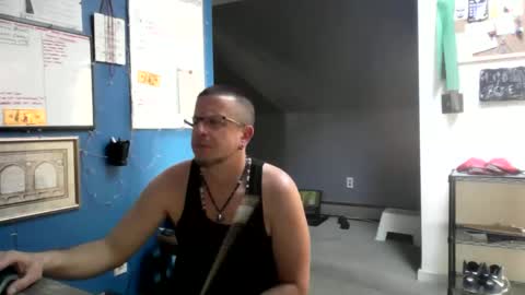 Snapshot of shortmel chatting on May 12, 2026, 10:07 pm shortmel online show from May 12, 2026, 10:07 pm