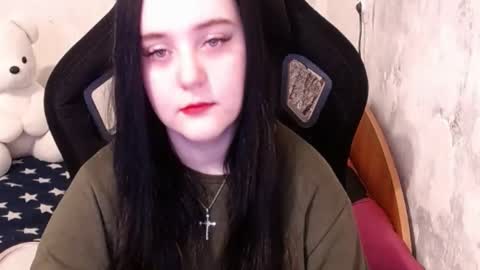 Snapshot of show_for_you chatting on December 19, 2024, 9:51 am show_for_you online show from December 19, 2024, 9:51 am