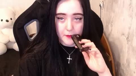 Snapshot of show_for_you chatting on December 25, 2024, 8:51 am show_for_you online show from December 25, 2024, 8:51 am