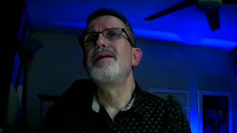 shrewtamer online show from February 11, 2025, 3:18 am