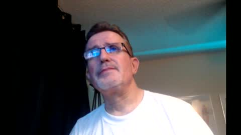 shrewtamer online show from February 19, 2025, 2:01 am