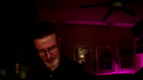 shrewtamer online show from September 24, 2025, 4:38 am