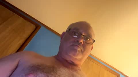 Snapshot of shurd7 chatting on August 1, 2026, 11:03 pm shurd7 online show from August 1, 2026, 11:03 pm