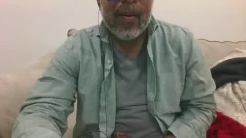 SHY333 online show from December 11, 2024, 5:21 am