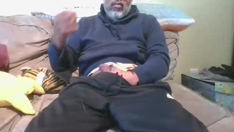 SHY333 online show from January 10, 2025, 2:55 pm