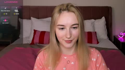 Snapshot of shy__polly chatting on May 16, 2026, 12:29 am Polly online show from May 16, 2026, 12:29 am