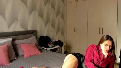 Mika online show from April 5, 2026, 2:20 am