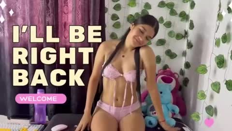 Snapshot of shy_brunnette chatting on May 24, 2026, 2:00 pm Canela online show from May 24, 2026, 2:00 pm