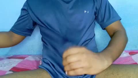 Snapshot of shy_eyes_ chatting on December 4, 2024, 2:42 am shyeyes online show from December 4, 2024, 2:42 am