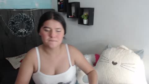 Snapshot of shy_latingirl2 chatting on January 9, 2025, 11:03 am Ana online show from January 9, 2025, 11:03 am