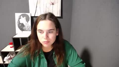 Snapshot of shy_lil chatting on September 9, 2025, 7:41 am shy_lil online show from September 9, 2025, 7:41 am