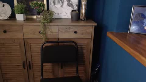 Snapshot of shy_lil chatting on September 15, 2025, 6:24 am shy_lil online show from September 15, 2025, 6:24 am