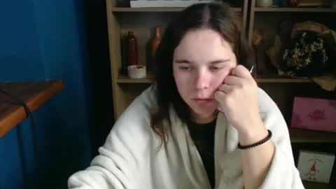 Snapshot of shy_lil chatting on October 1, 2025, 6:41 am shy_lil online show from October 1, 2025, 6:41 am