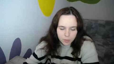 Snapshot of shy_lil chatting on December 4, 2025, 2:15 pm shy_lil online show from December 4, 2025, 2:15 pm