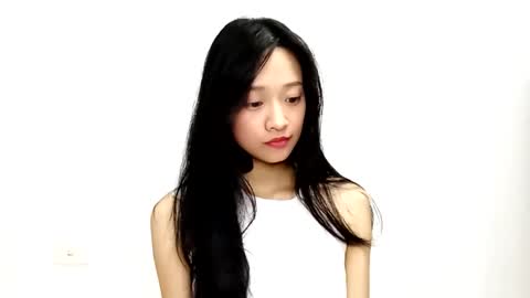 Snapshot of shy_pink_doll chatting on April 24, 2026, 4:09 pm shy_pink_doll online show from April 24, 2026, 4:09 pm