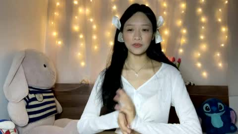 Snapshot of shy_pink_doll chatting on May 20, 2026, 2:01 pm shy_pink_doll online show from May 20, 2026, 2:01 pm