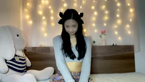 Snapshot of shy_pink_doll chatting on May 22, 2026, 3:39 pm shy_pink_doll online show from May 22, 2026, 3:39 pm