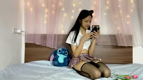 shy_pink_doll online show from June 9, 2026, 3:34 pm