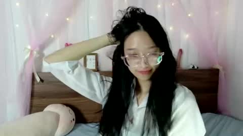 shy_pink_doll online show from July 24, 2026, 3:43 pm