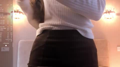 Melanie online show from September 20, 2025, 8:26 am