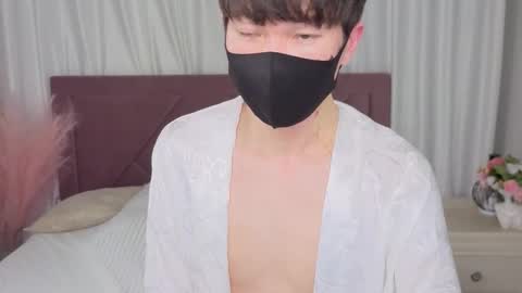 Yugo online show from November 11, 2025, 12:16 pm