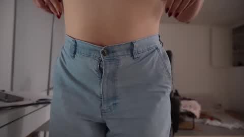 Snapshot of shybabyangel777 chatting on September 13, 2025, 5:07 am bella online show from September 13, 2025, 5:07 am