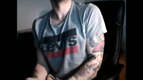 Snapshot of shyboyhugecum2020 chatting on February 15, 2025, 5:19 am shyboyhugecum2020 online show from February 15, 2025, 5:19 am