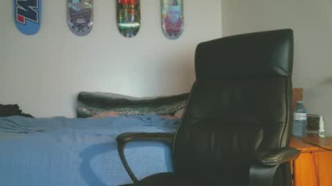 Snapshot of shyboyhugecum2020 chatting on September 28, 2025, 2:28 am shyboyhugecum2020 online show from September 28, 2025, 2:28 am