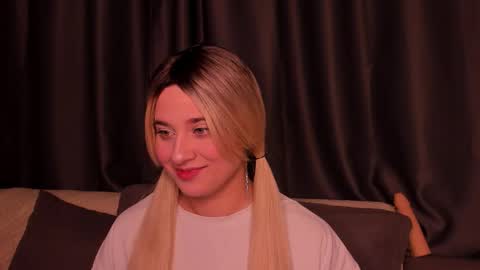 Mary online show from October 15, 2025, 6:41 pm