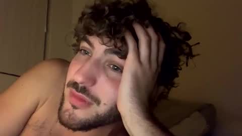 shybutf online show from November 4, 2025, 1:32 pm