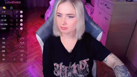 Effie online show from December 20, 2024, 1:54 pm