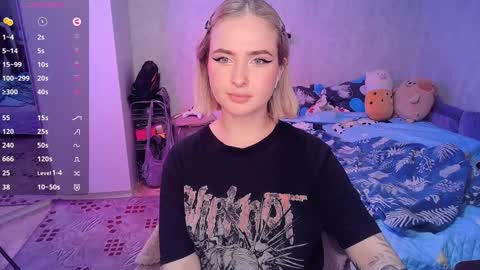 Effie online show from February 4, 2025, 7:33 pm