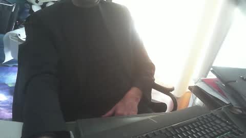 shyfrenchcock online show from March 27, 2026, 10:26 am