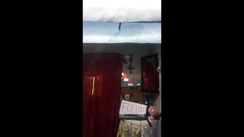 shylomm88 online show from May 27, 2026, 5:10 pm