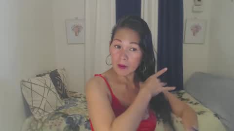 Snapshot of shyn_ann chatting on December 8, 2024, 5:07 am shyn_ann online show from December 8, 2024, 5:07 am