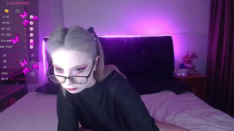 Snapshot of shysweetrish chatting on April 21, 2026, 2:15 am shysweetrish online show from April 21, 2026, 2:15 am