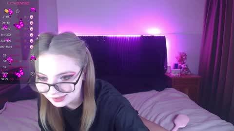 Snapshot of shysweetrish chatting on June 5, 2026, 6:52 am shysweetrish online show from June 5, 2026, 6:52 am