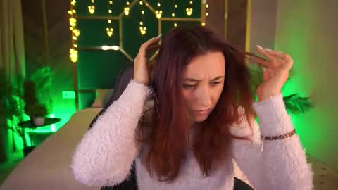 shyy_jany online show from March 18, 2026, 2:09 pm