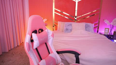 shyy_jany online show from June 5, 2026, 1:39 pm