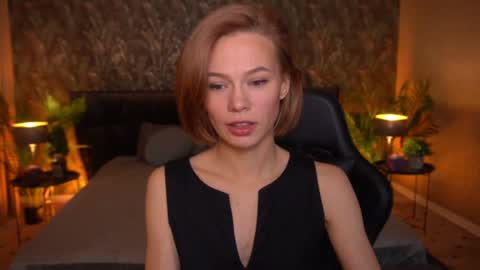 shyysiren online show from June 16, 2026, 7:22 am