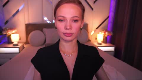 shyysiren online show from June 22, 2026, 7:27 am